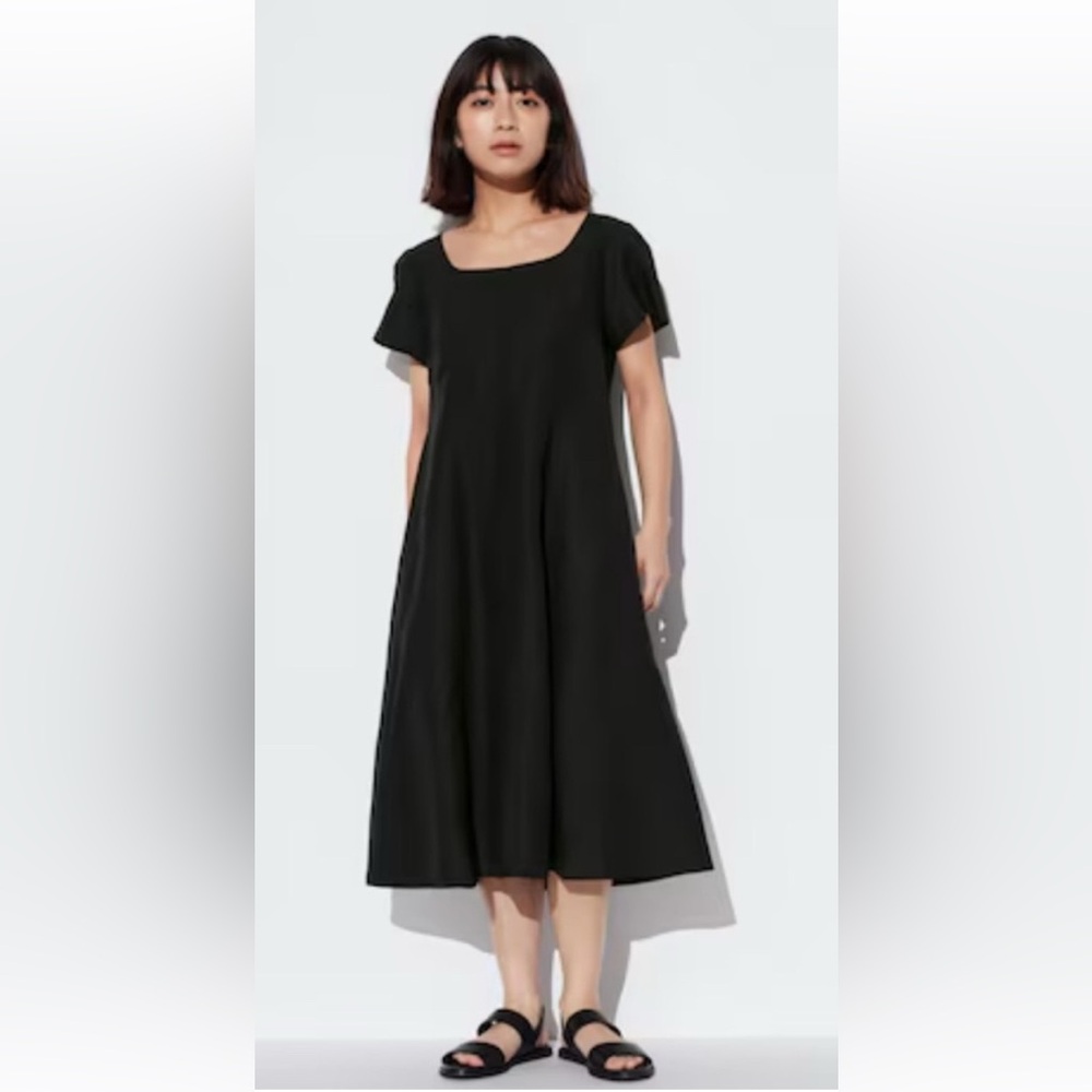 NWT | Uniqlo | Linen Blend Square Neck Short-Sleeve Dress in Black